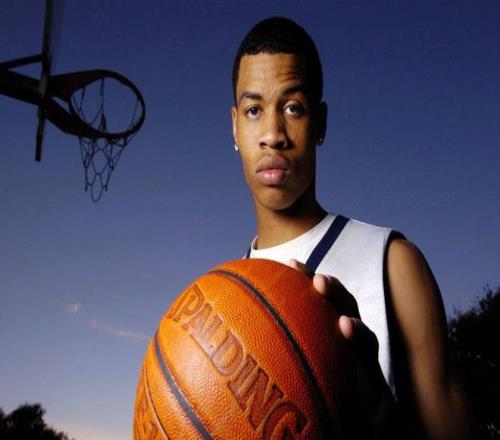 泰山球迷李,平康紧急求,助肝移植,大发彩神,彩票平台,彩票投注,在线购彩,彩票服务